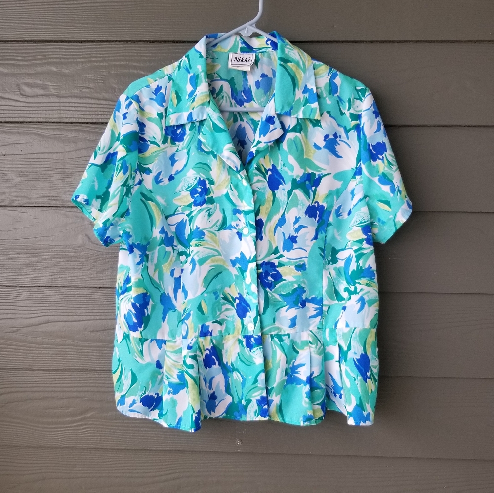 Nikki floral top sz 16